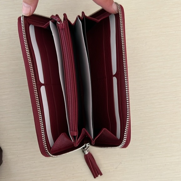 GUCCI Cellarius Burgundy Wallet - Picture 5 of 8